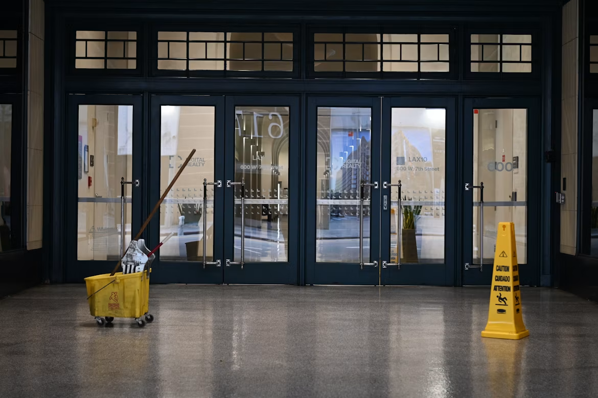 Tes Cleaning story image